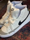 کتونی بلیزر ساق دار